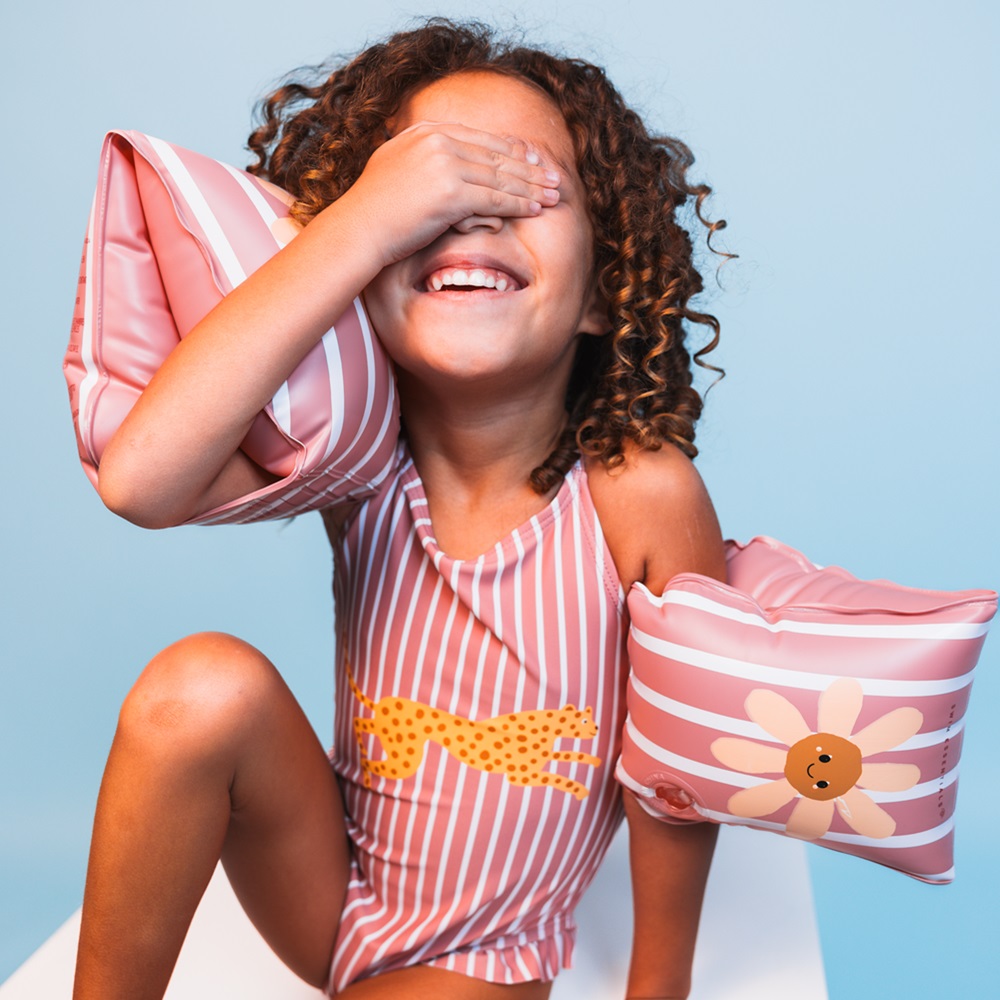 Kellukkeet Swim Essentials Daisy Flowers