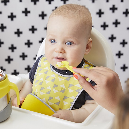 Ruokalappu lusikalla taitettava B.box keltainen