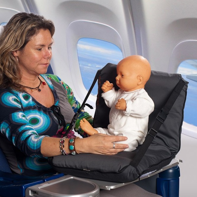 Vauvan lentopatja Deryan Airtraveller