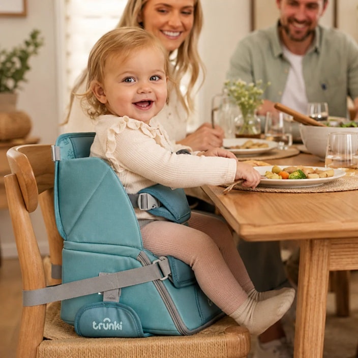 Matkasyöttötuoli Trunki Dining Booster Blue